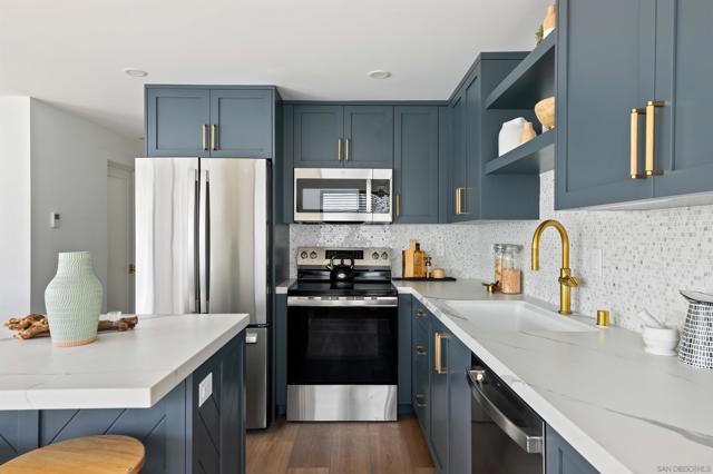 718 Nantasket Ct, San Diego CA: https://media.crmls.org/mediaz/8cf18789-ead0-4c54-896e-7ca208c0e9ed.jpg