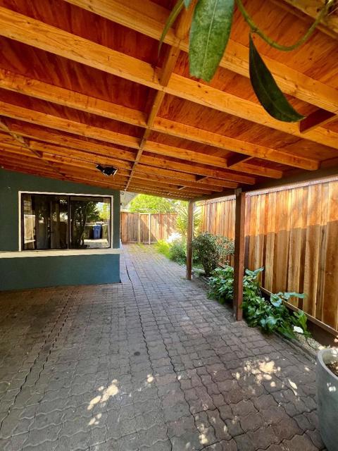 1449 Mercury Court, Milpitas CA: https://media.crmls.org/mediaz/8cf1d93d-c252-4b3c-9f54-50e6da9f4837.jpg