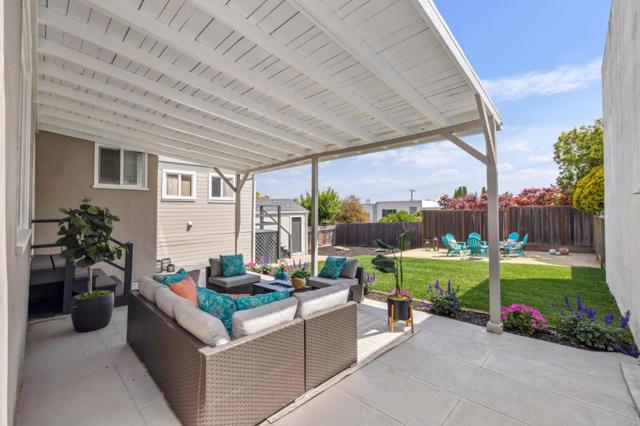 432 Cypress Avenue, San Bruno CA: https://media.crmls.org/mediaz/8cf202fa-e19d-4a67-93a2-7b3389da062f.jpg
