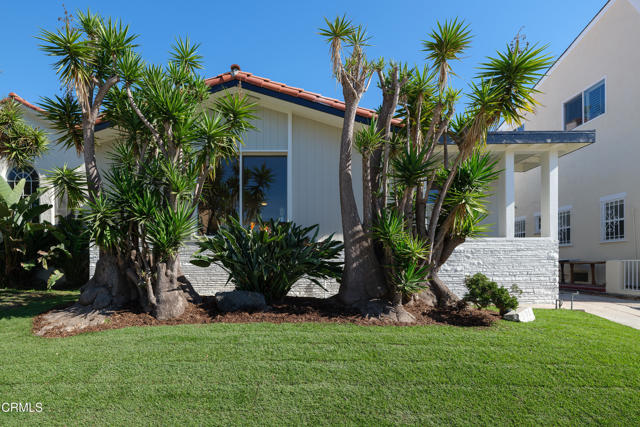 Detail Gallery Image 47 of 48 For 906 S Stanley Ave, Los Angeles,  CA 90036 - 5 Beds | 3/1 Baths