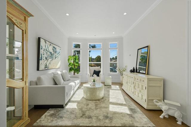 320 N Ellsworth Avenue, San Mateo CA: https://media.crmls.org/mediaz/8cf25072-f66e-42d0-9e9b-cd35260108e5.jpg