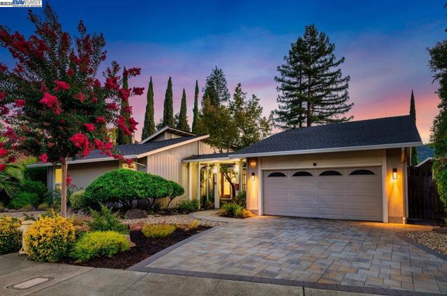 Details for 6379 Arlington Dr, Pleasanton, CA 94566