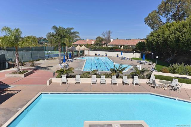 1329 Caminito Balada, La Jolla CA: https://media.crmls.org/mediaz/8cf4381b-2d06-4815-9014-5e5664c80577.jpg