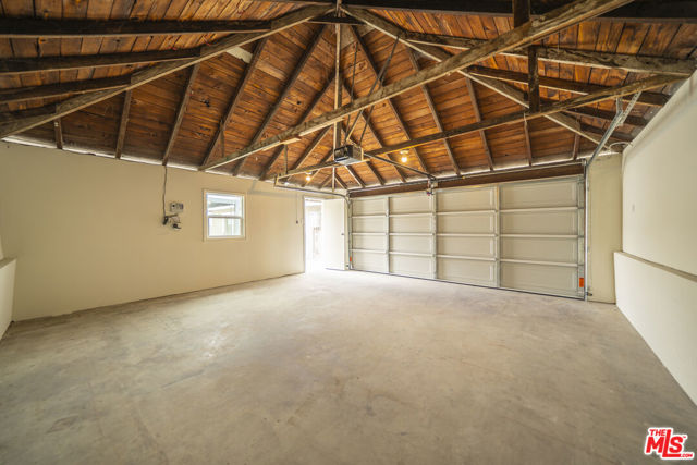 2618 Brian Avenue, Torrance CA: https://media.crmls.org/mediaz/8cf57617-3f68-4ba1-ad04-c35f1ba6dcba.jpg