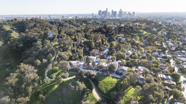 Detail Gallery Image 21 of 23 For 2309 Vista Gordo Dr, Los Angeles,  CA 90026 - – Beds | – Baths