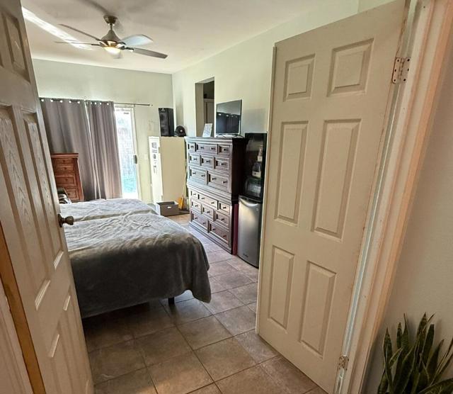 1992 Warwick Street, San Jacinto CA: https://media.crmls.org/mediaz/8cf5d535-ee85-4110-af6d-3373a5af3086.jpg