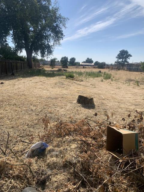 326 Oak Avenue, Galt CA: https://media.crmls.org/mediaz/8cf6d86c-c90a-4e4a-a870-cb0e73aa9139.jpg