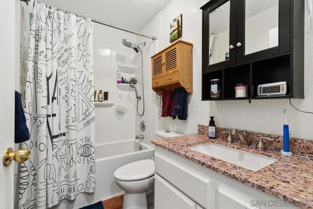 13975 Midland Rd, Poway CA: https://media.crmls.org/mediaz/8cf6df8a-844d-44f8-a4f6-2c001a1c0708.jpg