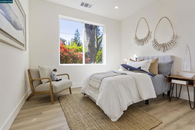 2559 Romley Ln, Alamo CA: https://media.crmls.org/mediaz/8cf6f660-7858-42dd-b61d-e5ae83d90201.jpg