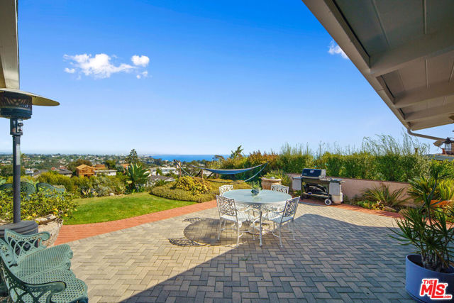 Drew Fenton | 671 Enchanted Way Pacific Palisades CA | MLS: 6794375