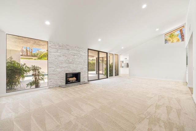 46428 War Bonnet Circle, Indian Wells CA: https://media.crmls.org/mediaz/8cfaa6a5-99d4-4db6-ae55-2336415dc152.jpg