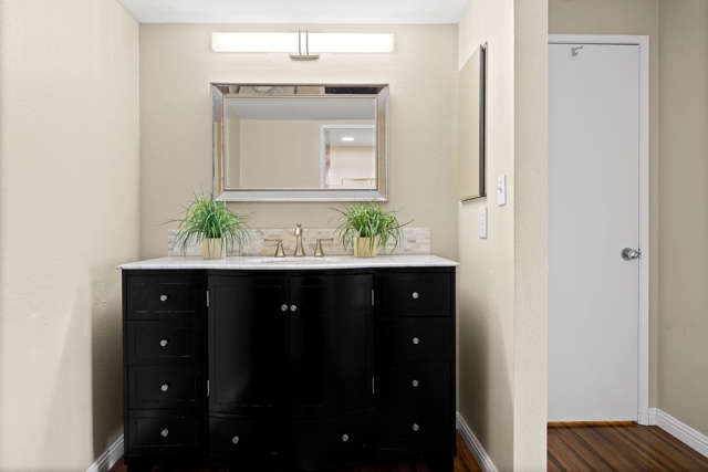 4520 Melody Dr, Concord CA: https://media.crmls.org/mediaz/8cfb1332-69d5-48be-8de3-74c455866ce9.jpg