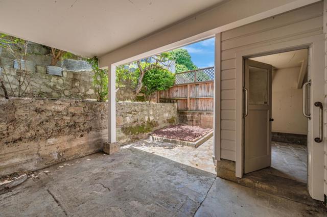319 Sweeny Street, San Francisco CA: https://media.crmls.org/mediaz/8cfbcab7-26d2-4642-88e7-e4ed91e4d2db.jpg