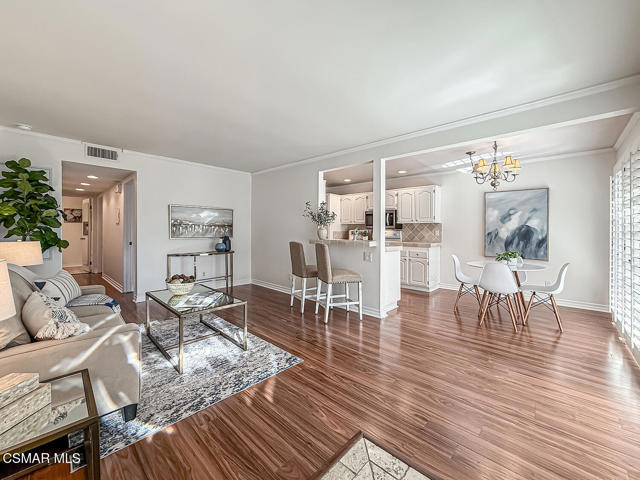 1167 Kirkford Way, Westlake Village CA: https://media.crmls.org/mediaz/8cfc13a0-43ce-4b42-b1ae-c20eace23f32.jpg