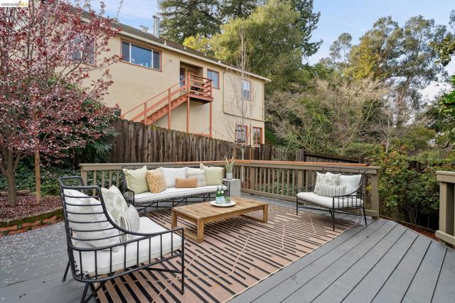 Image 38 of 46 For 741 Grosvenor Pl