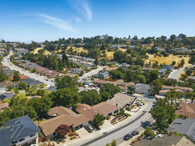 1406 Cedarwood Drive, San Mateo CA: https://media.crmls.org/mediaz/8cfca89b-43f5-4f7c-b987-184fd156ebac.jpg