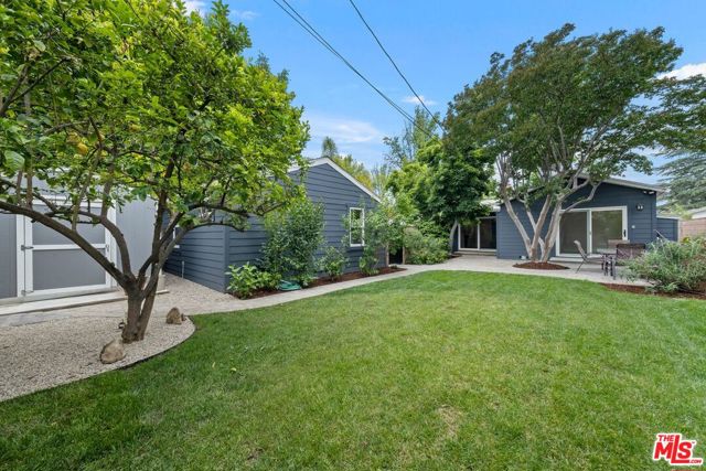 5346 Natick Avenue, Sherman Oaks CA: https://media.crmls.org/mediaz/8cfd3bd9-15e3-44ec-a4dc-aebbb603fe65.jpg