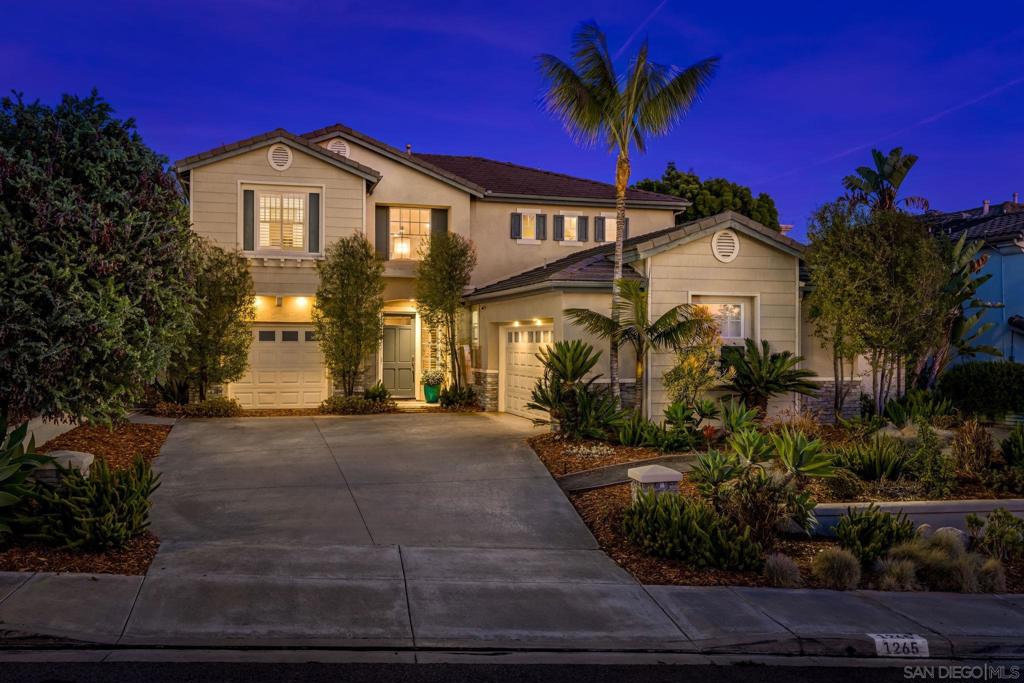 MLS #250033578SD img 4