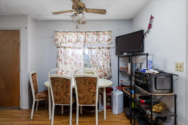 259 & 255 W 6th Street, San Jacinto CA: https://media.crmls.org/mediaz/8cfeb0fa-3ad5-4015-95b5-5997c9f8862a.jpg