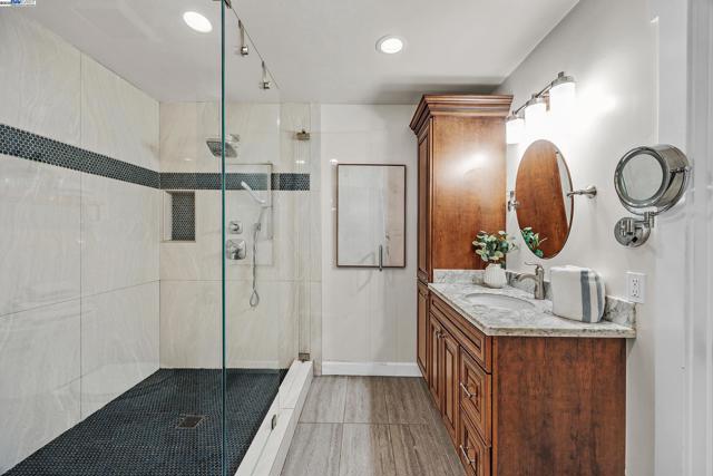 11530 Circle Way, Dublin CA: https://media.crmls.org/mediaz/8cfedd5f-2d20-4cef-bc9d-3a0466a29b24.jpg