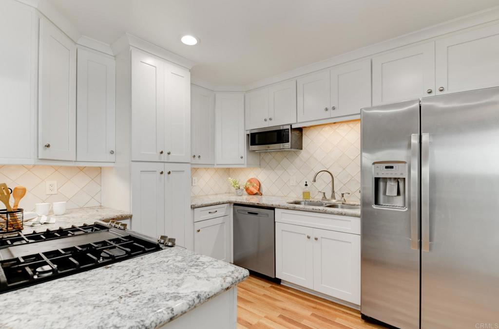 4365 Aragon Way - photo 7