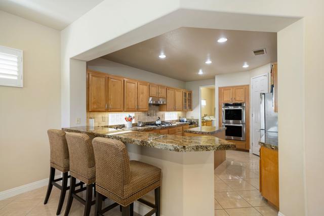 78328 Calle Las Ramblas, La Quinta CA: https://media.crmls.org/mediaz/8d00b951-8f3e-404e-87c3-71eb7a9dd65b.jpg