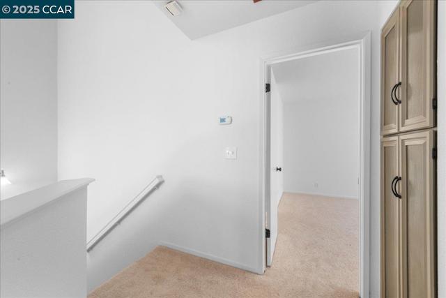 219 Sea Crest Cir, Vallejo CA: https://media.crmls.org/mediaz/8d00f1b4-f8c3-446b-aed5-990e299823a7.jpg