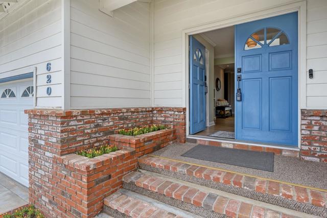 620 Lacrosse Place, Escondido CA: https://media.crmls.org/mediaz/8d0230e5-1cb1-4724-b59a-0aa42cf5fbf3.jpg