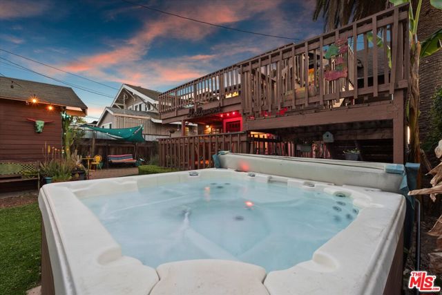 1654 5th Avenue, Los Angeles CA: https://media.crmls.org/mediaz/8d024753-76ee-47de-b9fc-efd88c76f3a8.jpg