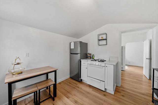 42 48 E 5Th Street, National City CA: https://media.crmls.org/mediaz/8d026f5b-05fd-4b3c-a378-5dec440eb273.jpg
