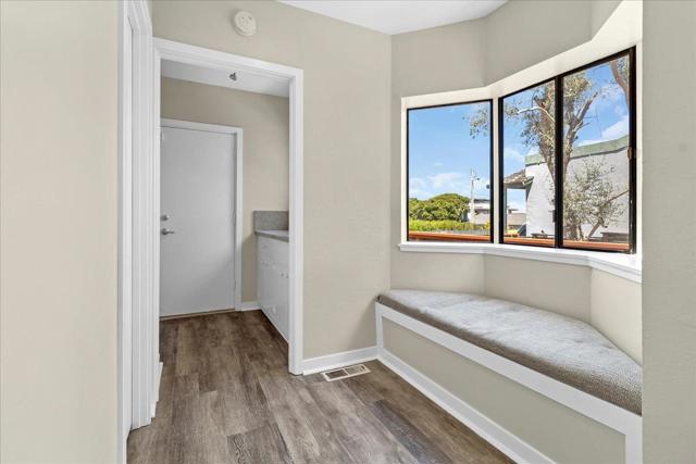 182 El Dorado Street, Monterey CA: https://media.crmls.org/mediaz/8d027fbd-a889-45a2-9b9a-1b5cf85825b6.jpg