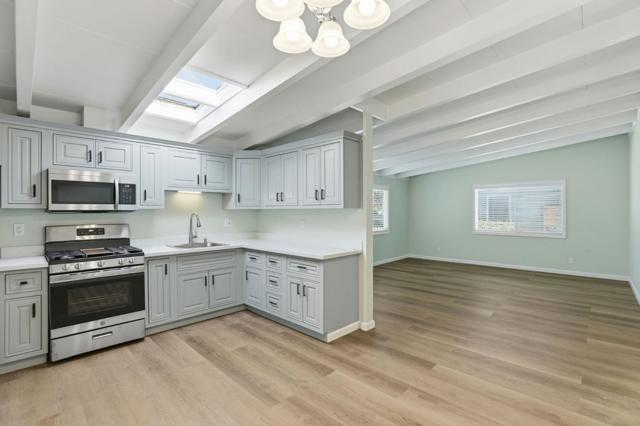 458 Rainier Drive, Salinas CA: https://media.crmls.org/mediaz/8d031bad-84d7-4776-94f6-8f8fea4e74c3.jpg