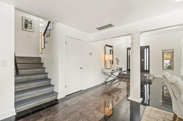 3 Saint Louis Lane, Pleasant Hill CA: https://media.crmls.org/mediaz/8d0464d3-b20a-4778-9358-437dd1e4515f.jpg