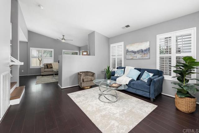 Detail Gallery Image 4 of 36 For 1350 Borrego Springs Rd, Chula Vista,  CA 91915 - 3 Beds | 2/1 Baths