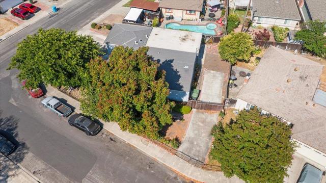 1991 Santa Inez Court, Santa Clara CA: https://media.crmls.org/mediaz/8d05edf8-f343-46d5-b9b0-558be8a0d44d.jpg