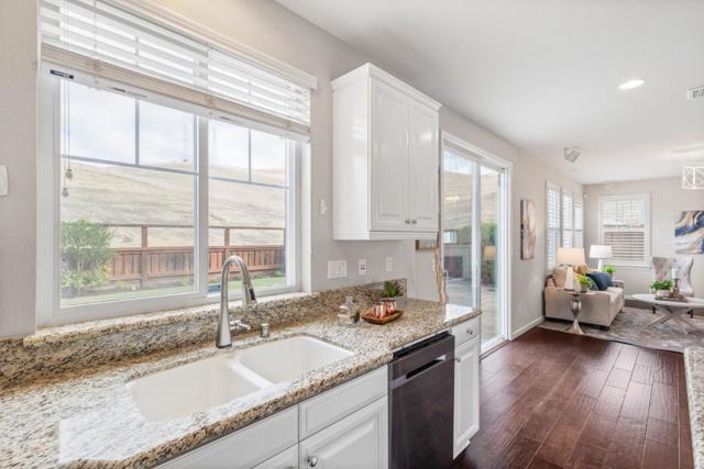 7260 Clear Vista Court, San Jose CA: https://media.crmls.org/mediaz/8d06be6d-dd91-48e6-9e8a-084026c580ed.jpg