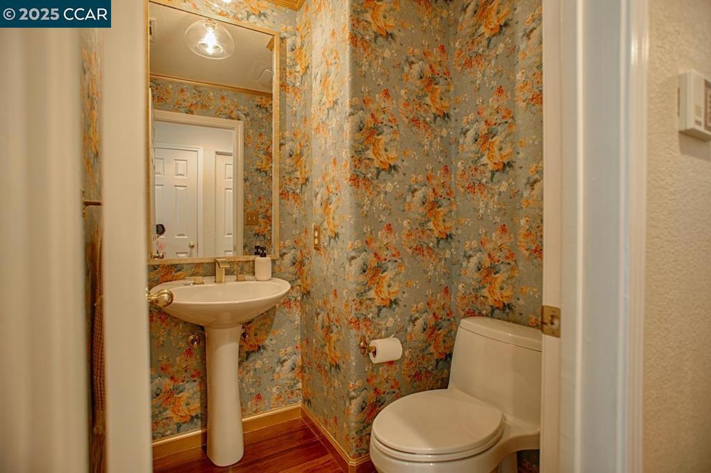 https://media.crmls.org/mediaz/8d06c304-6100-4148-b9b2-3084341637cc.jpg?preset=X-Large
