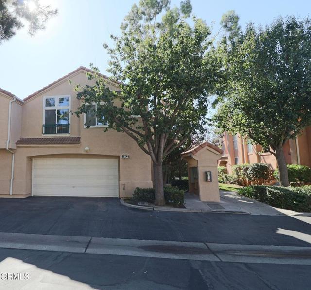 1112 Oyster Place, Oxnard CA: https://media.crmls.org/mediaz/8d083159-ebf5-4e23-930f-b60b31cb5148.jpg