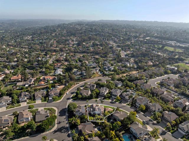 3424 CAMINO ALEGRE, Carlsbad CA: https://media.crmls.org/mediaz/8d085f56-c0ca-4cec-8275-7bfb8fac7080.jpg