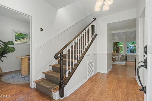 640 Chaparral Road, Sierra Madre CA: https://media.crmls.org/mediaz/8d086157-4f17-4ae3-9580-4b66802647d7.jpg