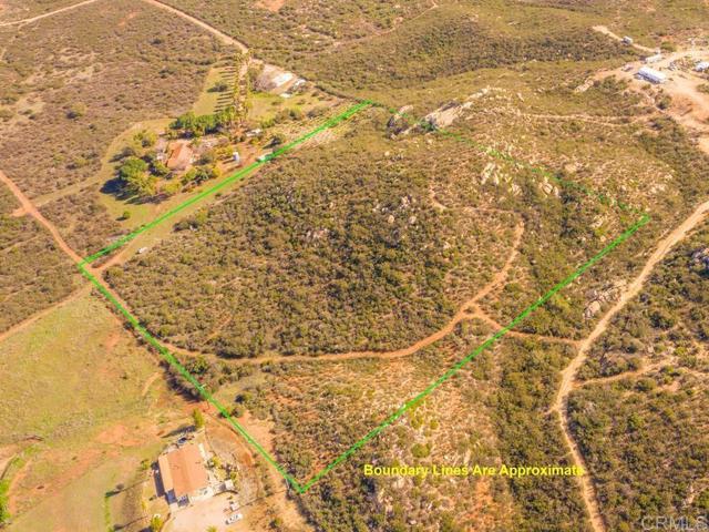 0 Painted Rock Road, Ramona CA: https://media.crmls.org/mediaz/8d09412e-0012-49c4-bc32-33d86754bb23.jpg