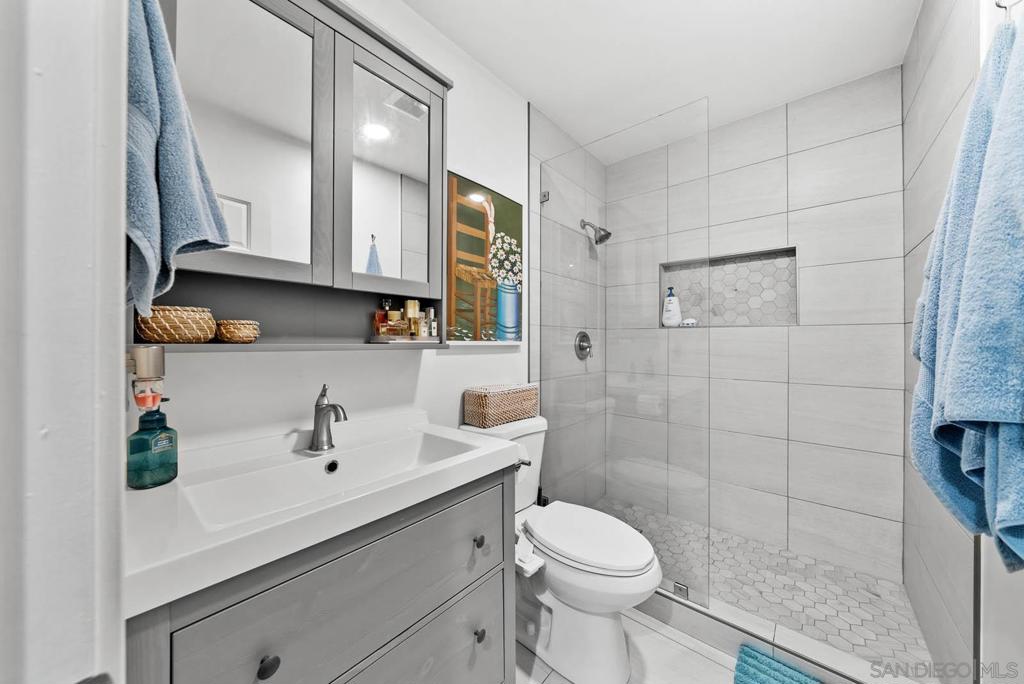 10737 San Diego Mission Rd - photo 11