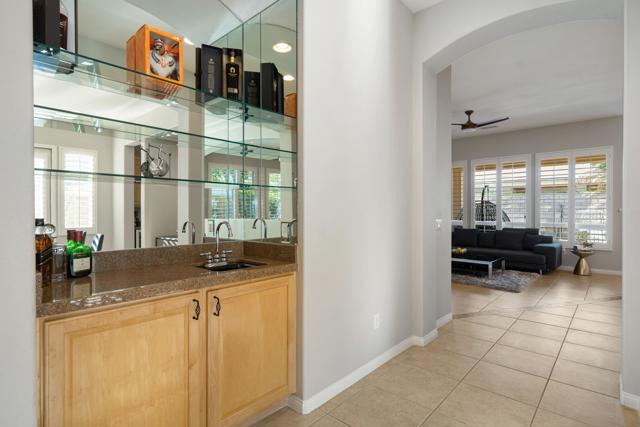 68 Via Del Pienza, Rancho Mirage CA: https://media.crmls.org/mediaz/8d0a3698-c82a-40cf-a05c-2dbb216ea386.jpg