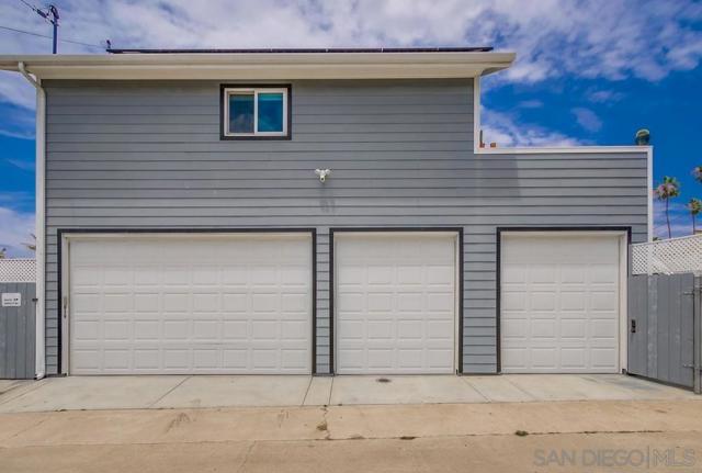 839 Reed Avenue, Pacific Beach (San Diego) CA: https://media.crmls.org/mediaz/8d0a6fba-ef3f-4050-8caf-224a5c6eff06.jpg