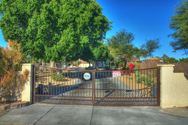 42605 Byron Place, Bermuda Dunes CA: https://media.crmls.org/mediaz/8d0adeae-b4c0-4c69-83ed-07d26f5c7093.jpg