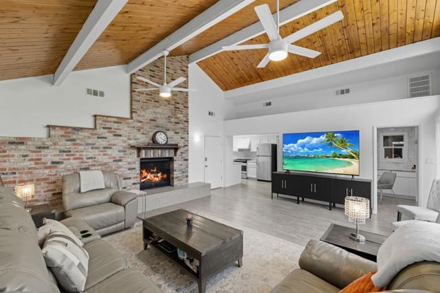 217 W 40th Avenue, San Mateo CA: https://media.crmls.org/mediaz/8d0bff38-1fd4-4ddd-b218-cdd899c7861a.jpg