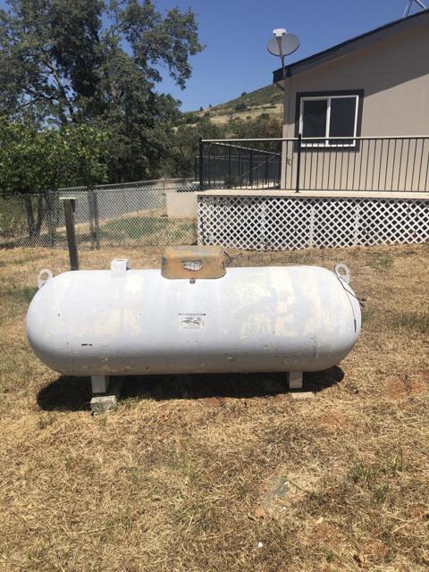 8260 Hunters Valley Road, Mariposa CA: https://media.crmls.org/mediaz/8d0c9830-0475-4943-ae69-db67fe1c8421.jpg