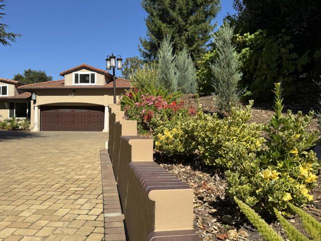 13605 Surrey Lane, Saratoga CA: https://media.crmls.org/mediaz/8d0c9d73-b928-4cad-8b5b-08ccb6f4d3d8.jpg