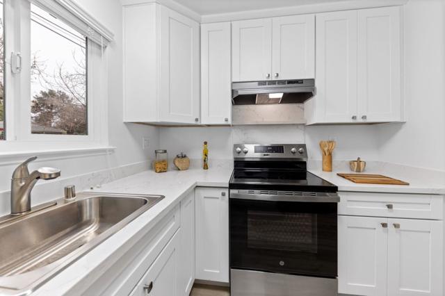 50 E Middlefield Road, Mountain View CA: https://media.crmls.org/mediaz/8d0cb620-44df-4768-bf3d-d16d10da1b96.jpg