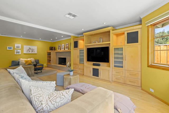 122 Belvale Drive, Los Gatos CA: https://media.crmls.org/mediaz/8d0cbd7f-0415-44d0-9692-d2088225629e.jpg